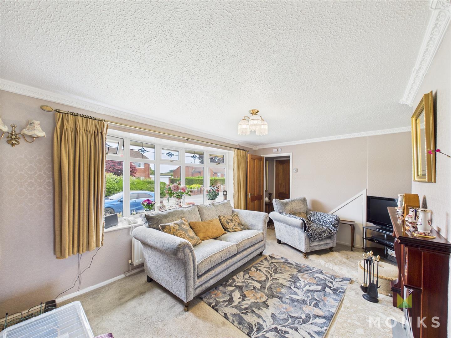 9 Preshenlle Lane, Oswestry, SY10 7UB For Sale